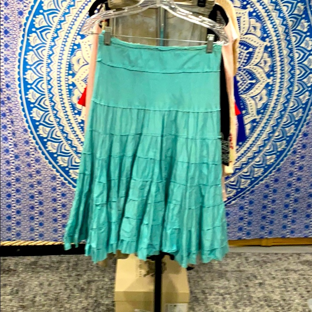 Sisley aqua flow skirt